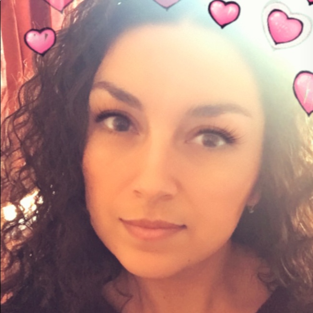 Meet your Posher, Stephanie